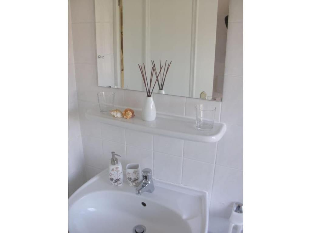 With 2 Bedrooms Ferienhaus *