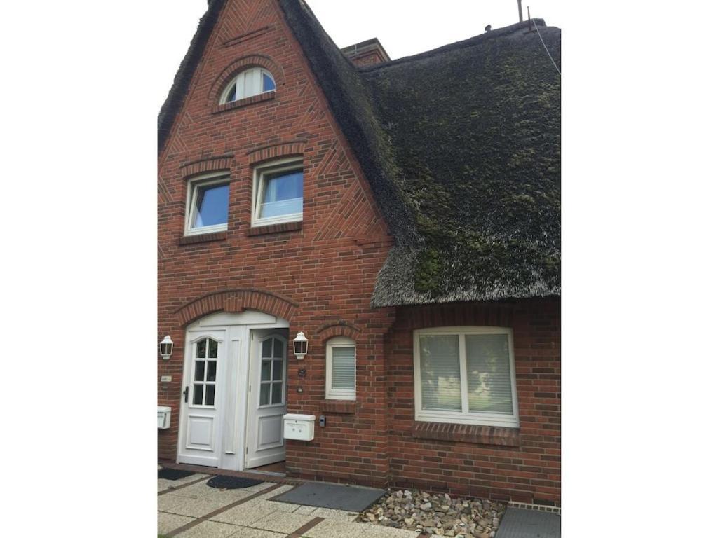 With 2 Bedrooms Ferienhaus *